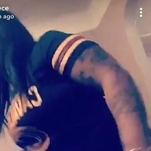 Meet your Posher, Tae